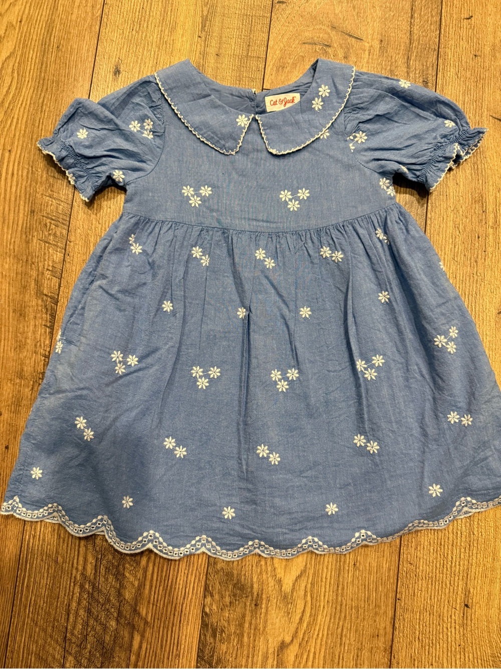 Toddler super cute 3t lined new chambray fabric dress with embroidery